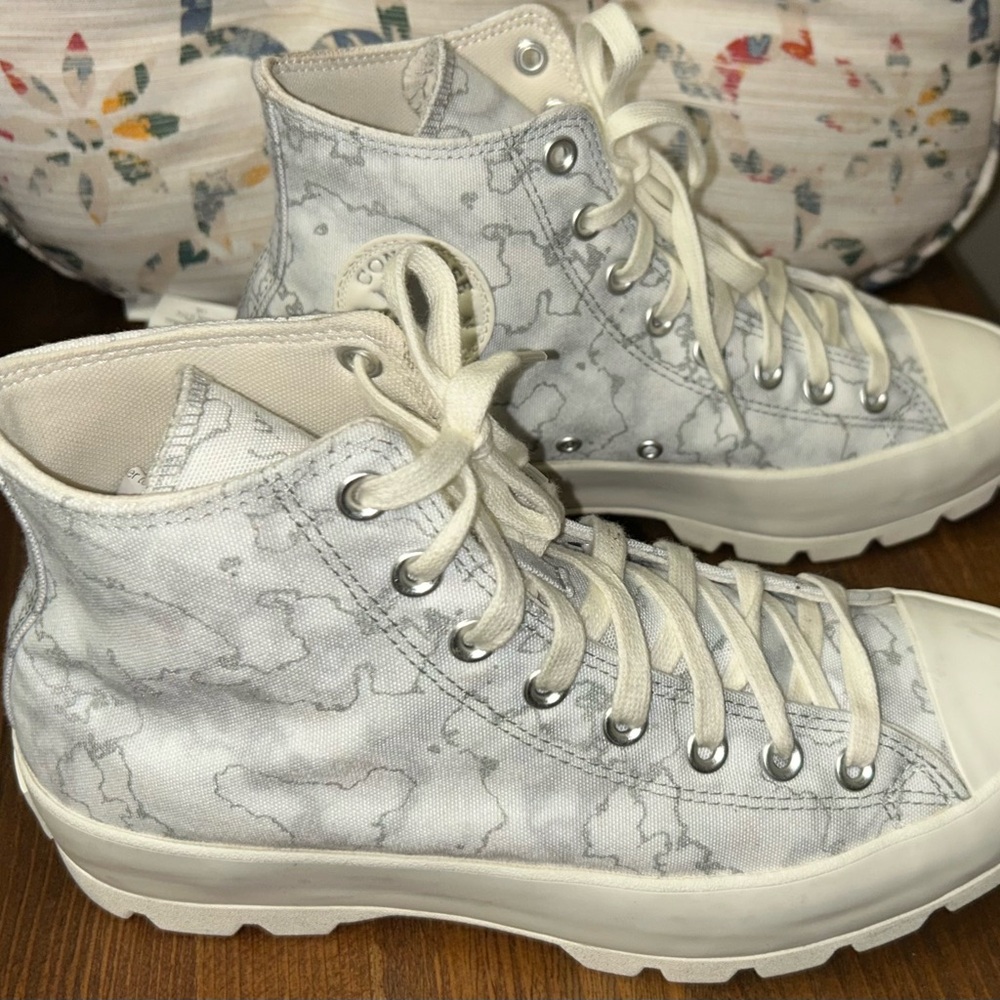 Women’s Converse Chuck Taylor All Star Lugged High Top Gray Platform Size 10.5